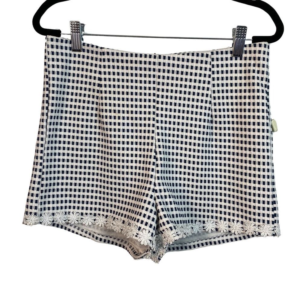 MinkPink Teenage Dream Gingham Lace Shorts Coquette Size M